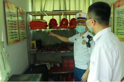 江門消防開展開學(xué)前校園消防安全檢查